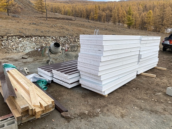 Click image for larger version

Name:	panels delivered.jpeg
Views:	294
Size:	557.5 KB
ID:	1379