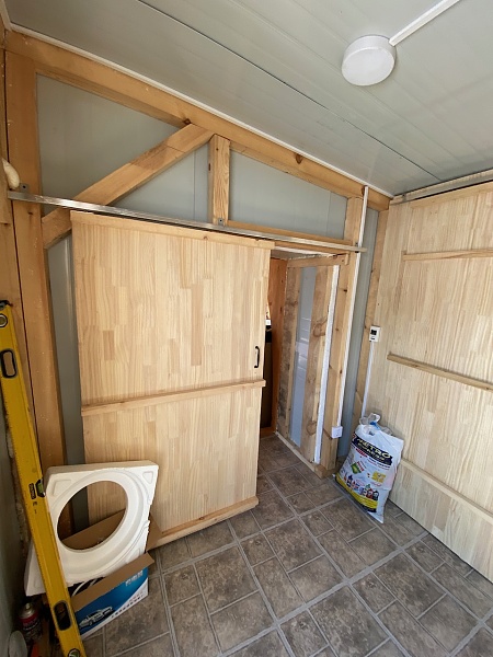 Click image for larger version

Name:	door to living room.jpeg
Views:	272
Size:	302.3 KB
ID:	1433