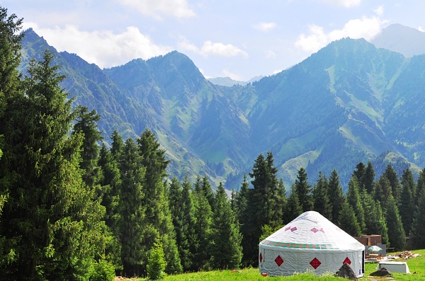 Click image for larger version

Name:	Yurt%20near%20the%20Community%20Center%20at%20Heavenly%20Lake[1].JPG
Views:	995
Size:	569.2 KB
ID:	847