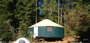 yurt10.jpg