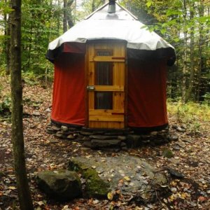 Approach to Surely 10' Yurt.