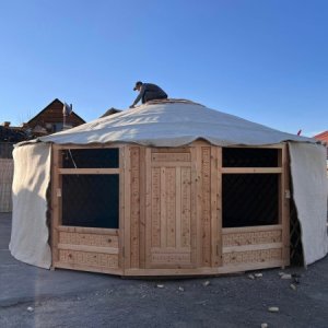 Andrew and Jewel Yurt 06