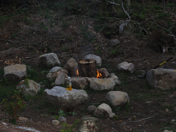 A little campfire for the night.