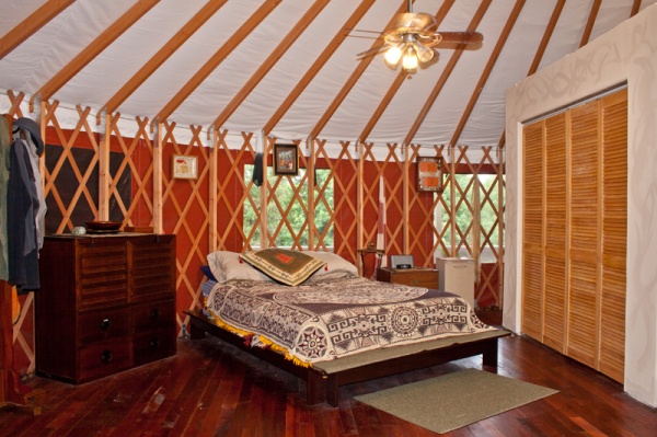 Krepps yurt bedroom