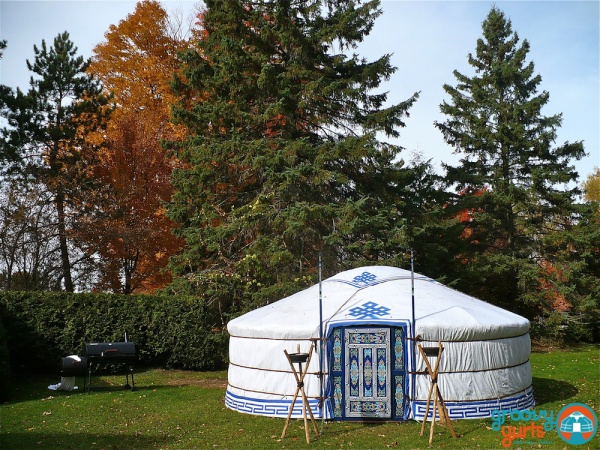 private event in a 5-walls yurt