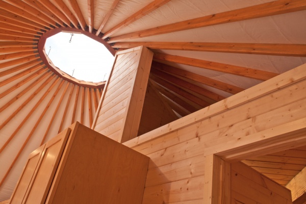Umauma Yurt with small sleeping loft.