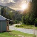 Freedom Yurt Cabins riverside color package